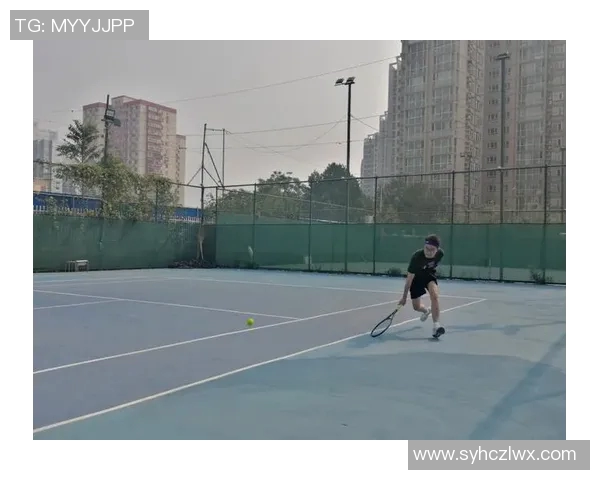 重庆网球队的力量揭秘：网球巨献背后的拼搏与荣耀